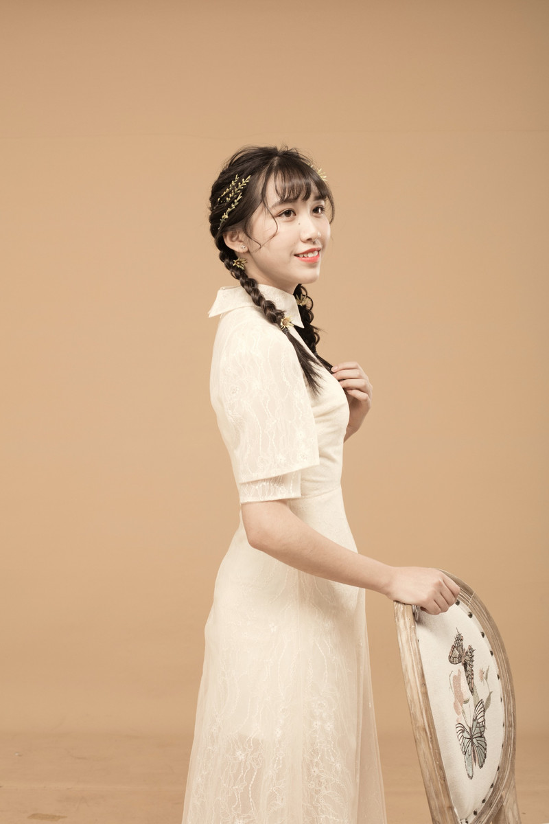 [爱蜜社]宅男女神小狐狸极致透视装长腿诱惑的丝袜美腿