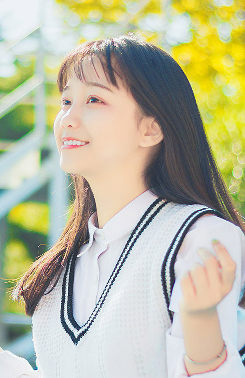 极品推女郎周于希在办公室的诱与惑黑丝美腿绝美肉体摄影