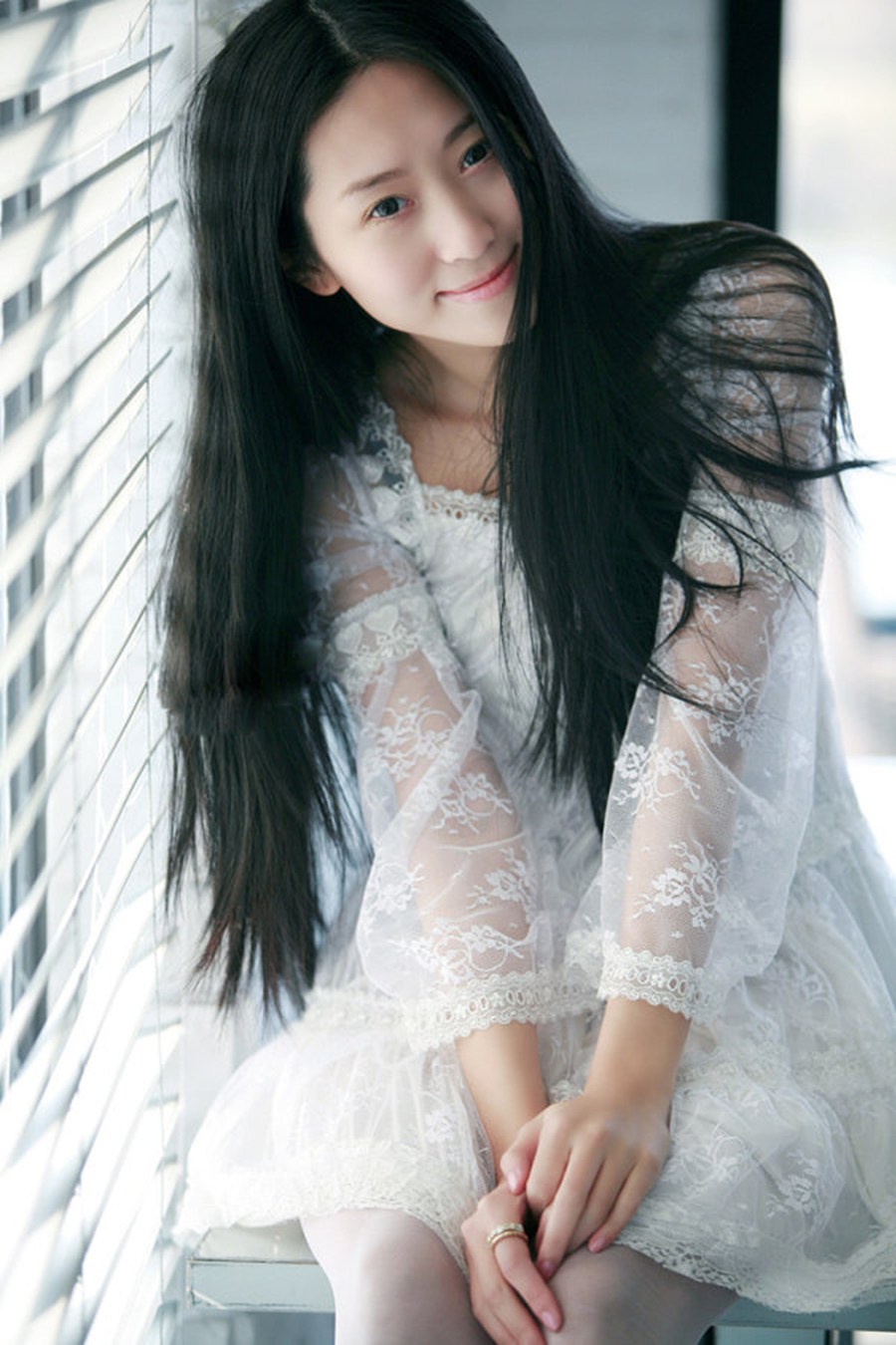 极品推女郎周于希在办公室的诱与惑黑丝美腿绝美肉体摄影