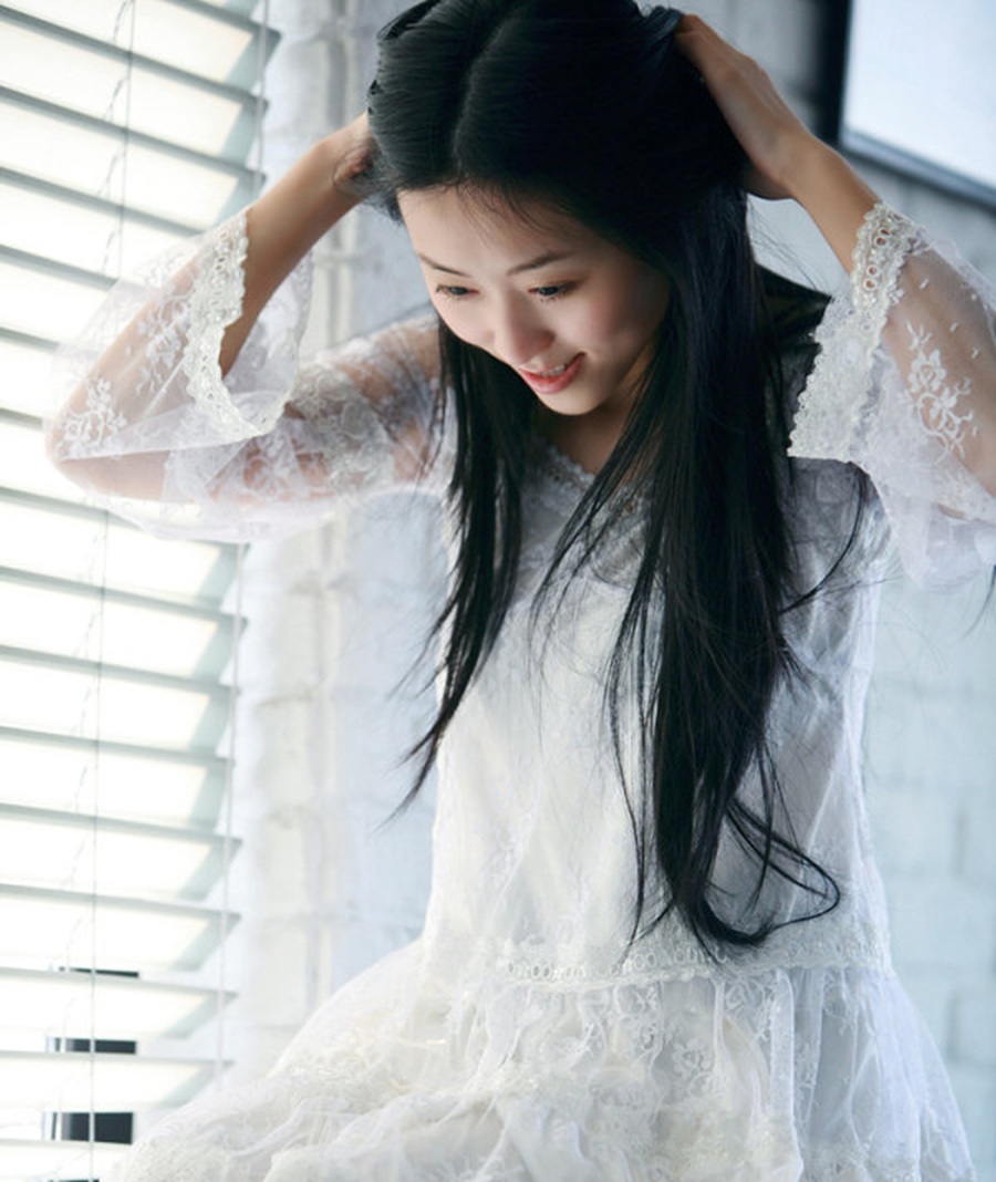 极品推女郎周于希在办公室的诱与惑黑丝美腿绝美肉体摄影