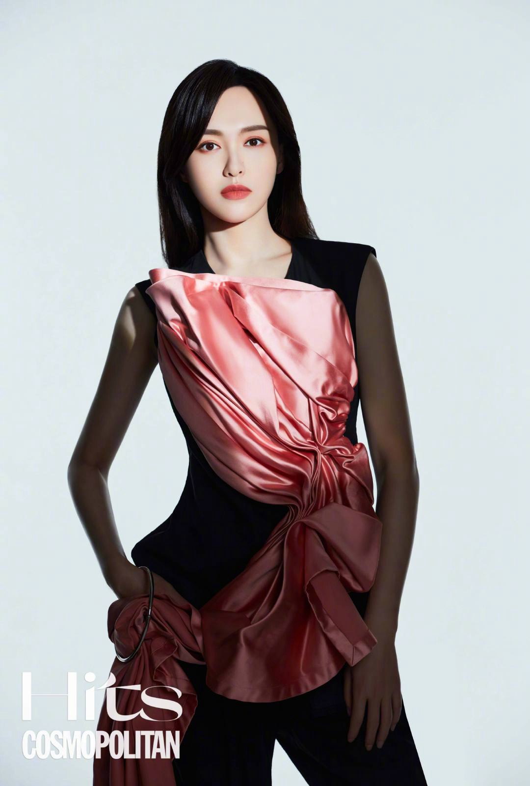 唐嫣运动造型尽显青春活力写真