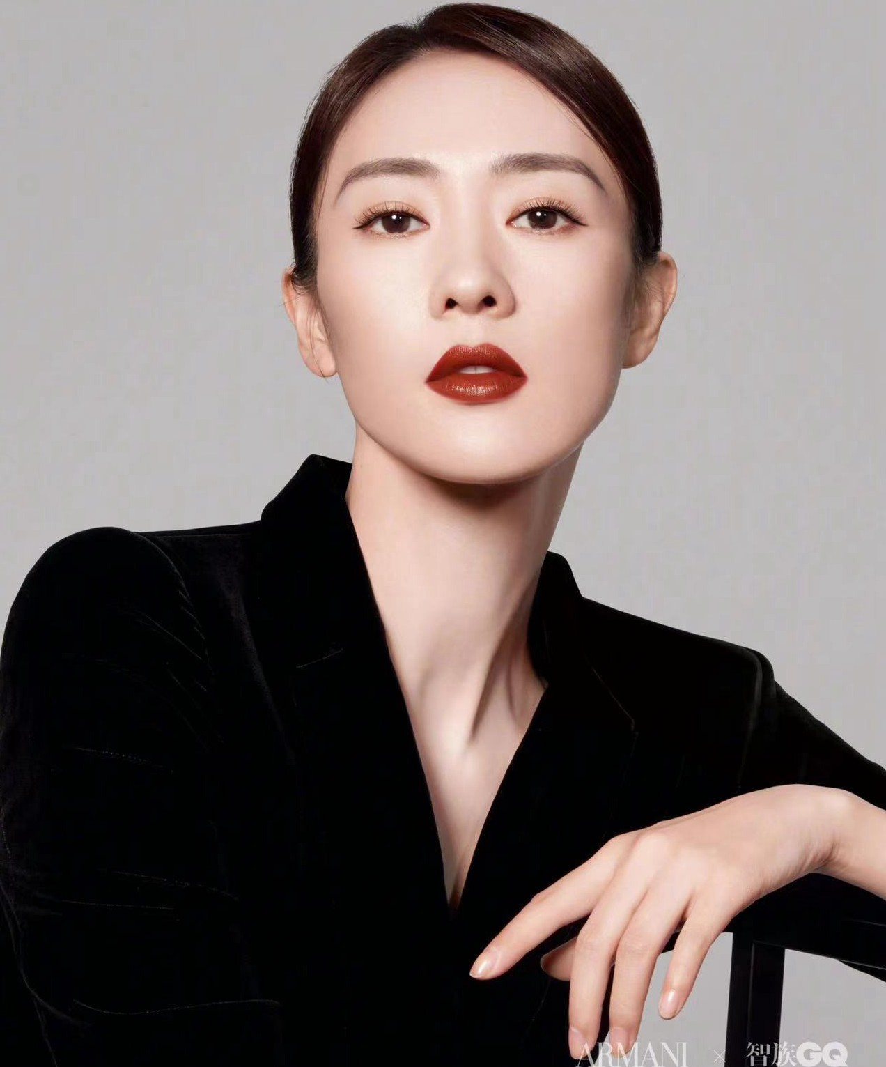 童瑶把优雅刻进了DNA！一颦一笑自信从容