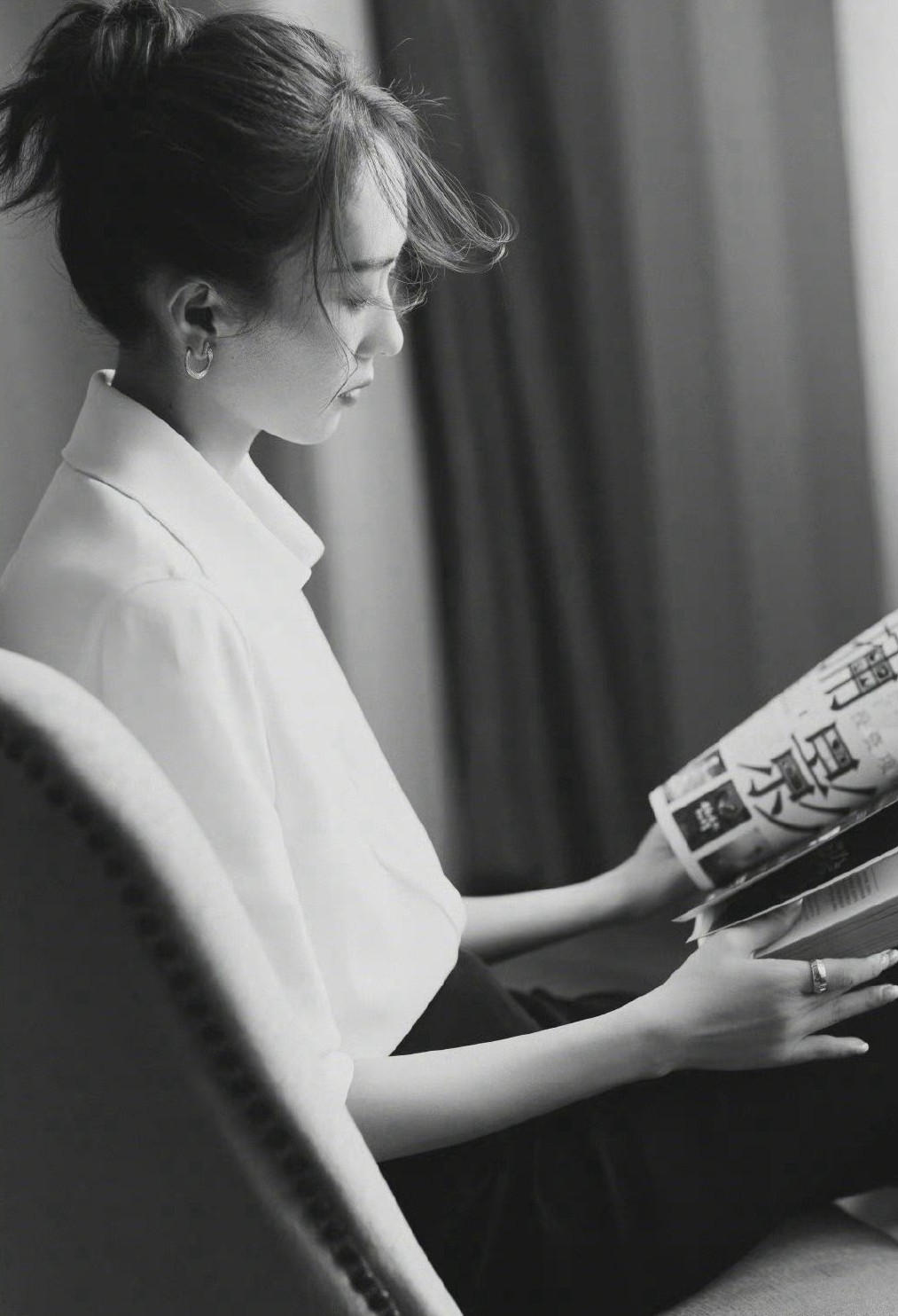 童瑶把优雅刻进了DNA！一颦一笑自信从容