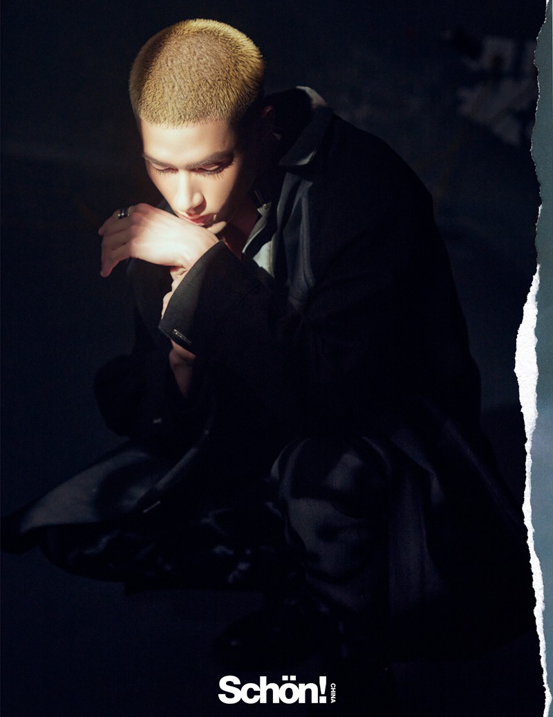 INTO1-米卡氛围感拼贴大片诠释多元魅力