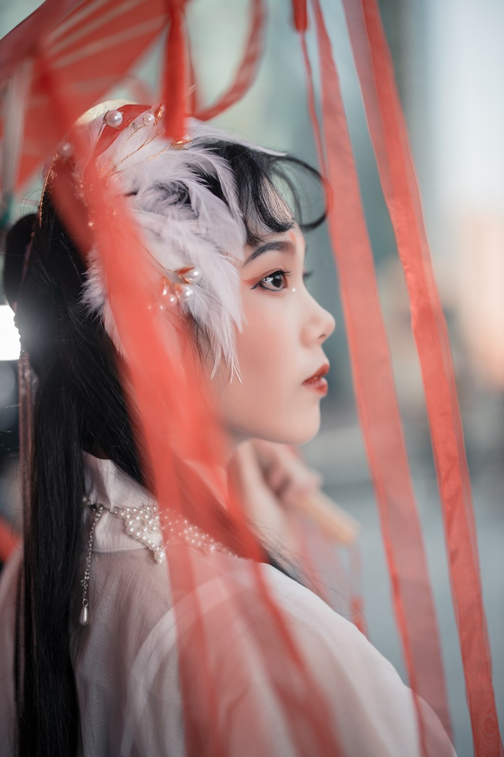 气质美人仙气飘飘红绸缎带唯美好看的古装摄影