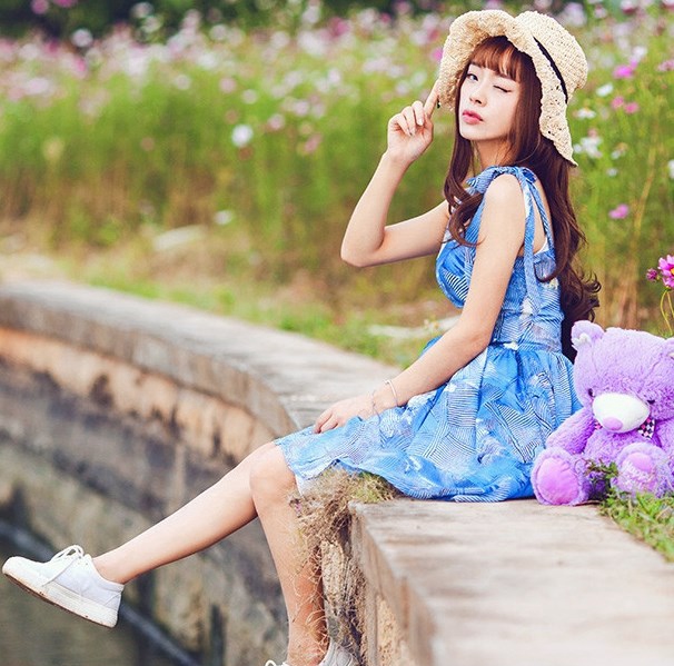 大长腿妩媚少妇丝袜诱惑写真图集