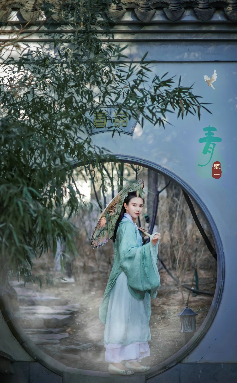 气质高冷出尘的古装美女唇红齿白唯美漂亮古风摄影图片