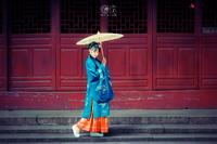 气质优雅娴静的漂亮女人古风摄影举止动人艺术照