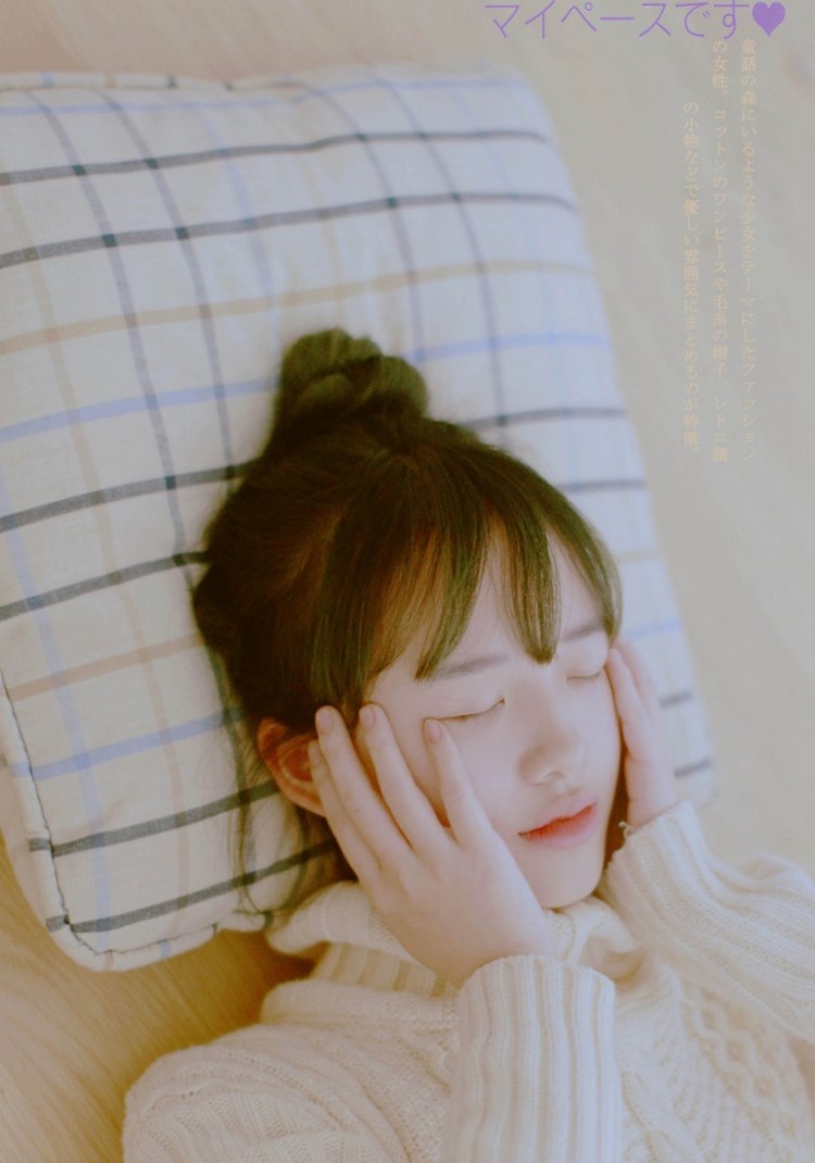 氧气女孩白嫩私房诱人无邪自然美女写真图片