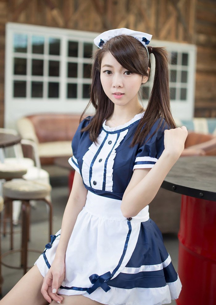 清纯美女沈乔乔女仆装写真  甜美可爱萌妹纸
