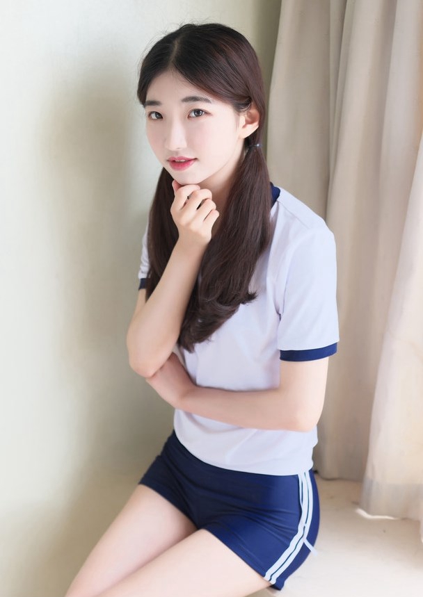 丰腴熟女恩一巨乳绵软黑丝诱惑