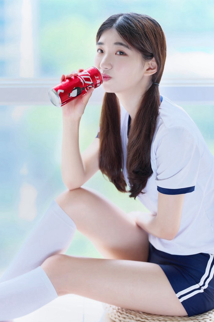 丰腴熟女恩一巨乳绵软黑丝诱惑