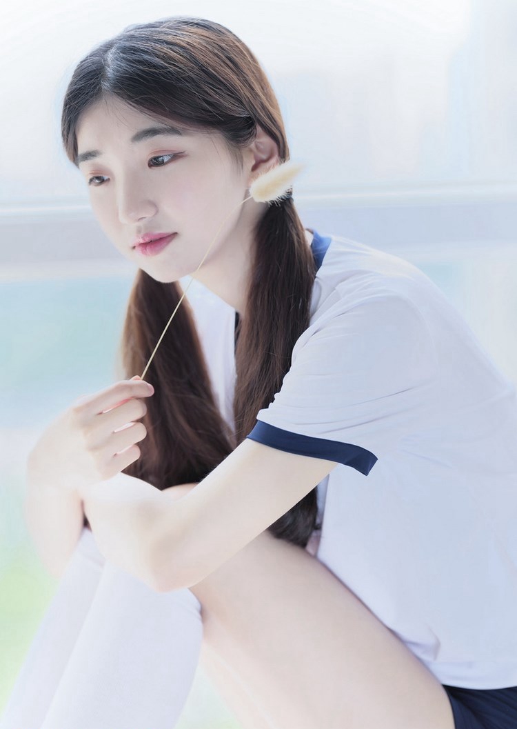 丰腴熟女恩一巨乳绵软黑丝诱惑