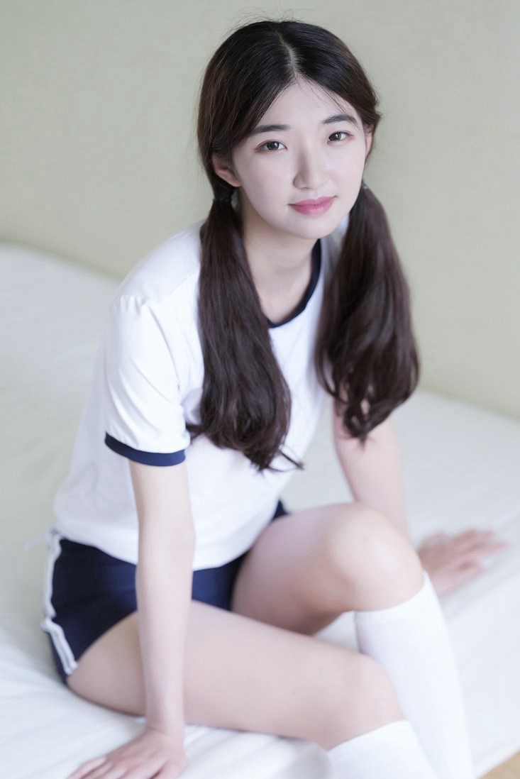 丰腴熟女恩一巨乳绵软黑丝诱惑