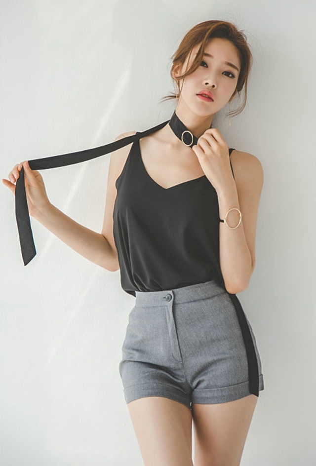 高跟鞋美女性感大长腿私人拍摄