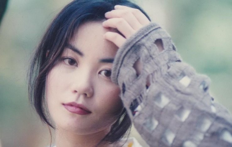 王菲昔日纯美青涩旧照