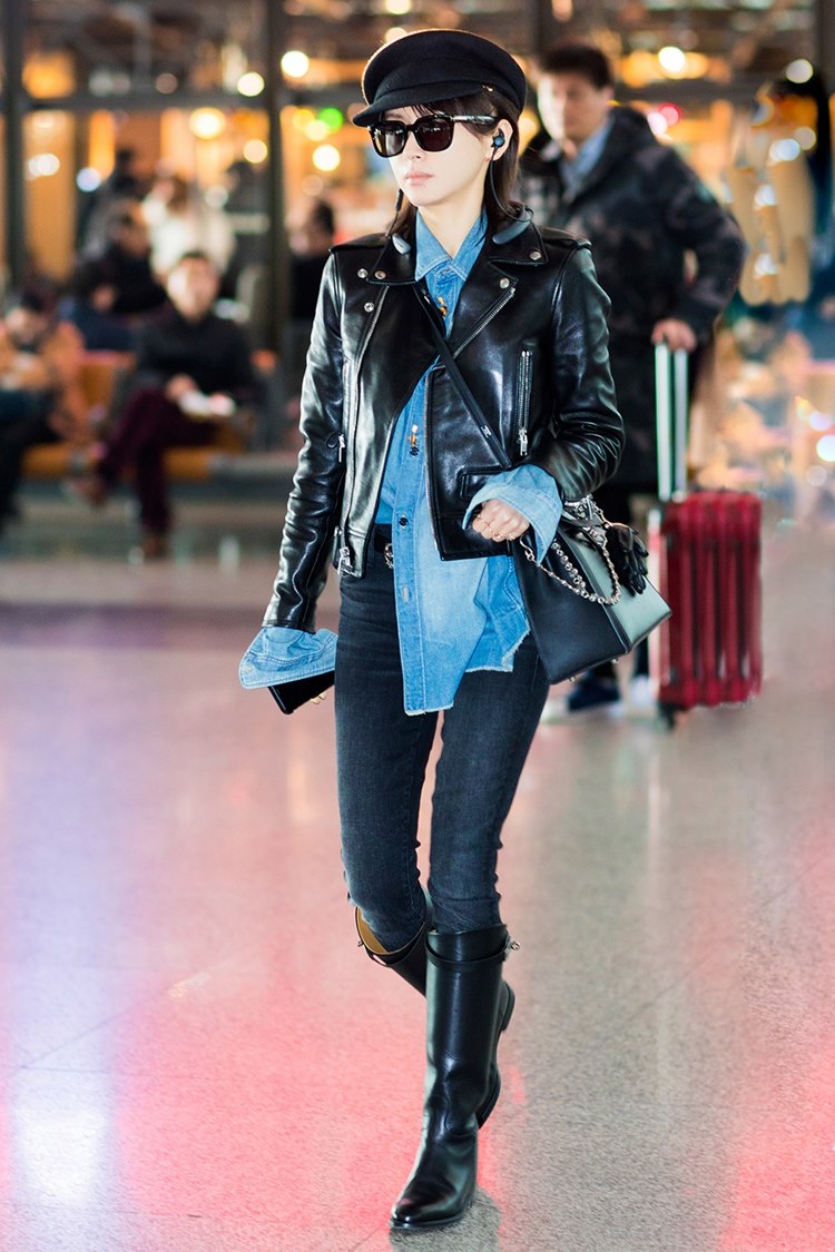 皮夹克墨镜美女王子文女王气场明星生活照写真图片