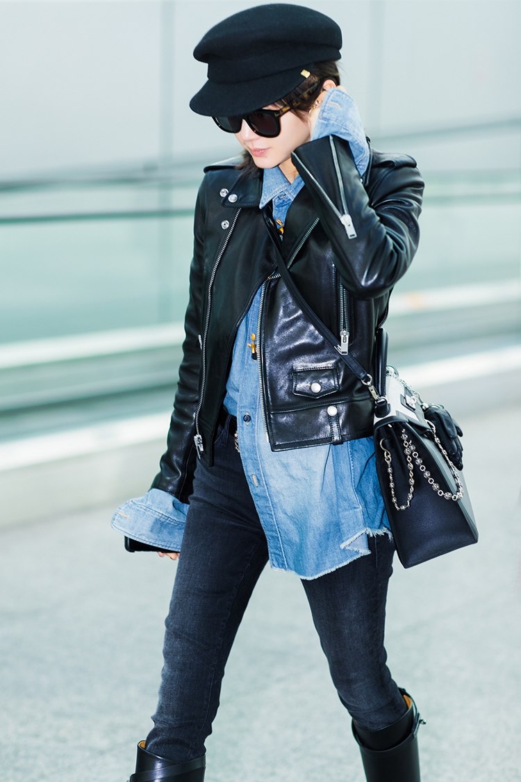皮夹克墨镜美女王子文女王气场明星生活照写真图片
