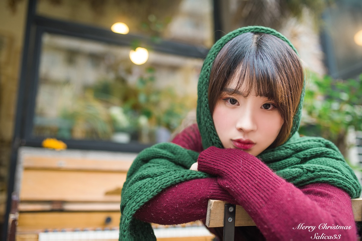 长发刘海美女皮肤超好