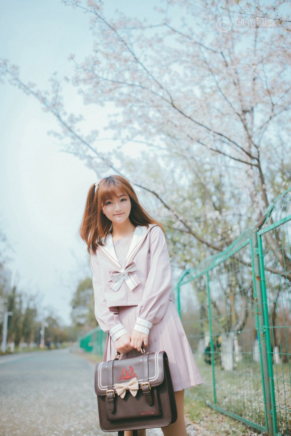 可爱女学生制服丝袜森系养眼唯美亚洲另类图片