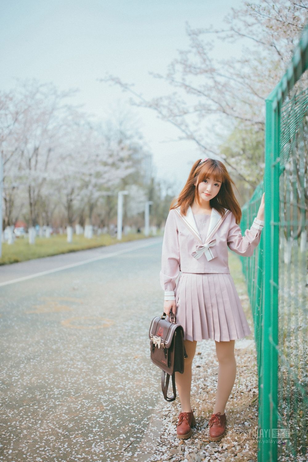 可爱女学生制服丝袜森系养眼唯美亚洲另类图片