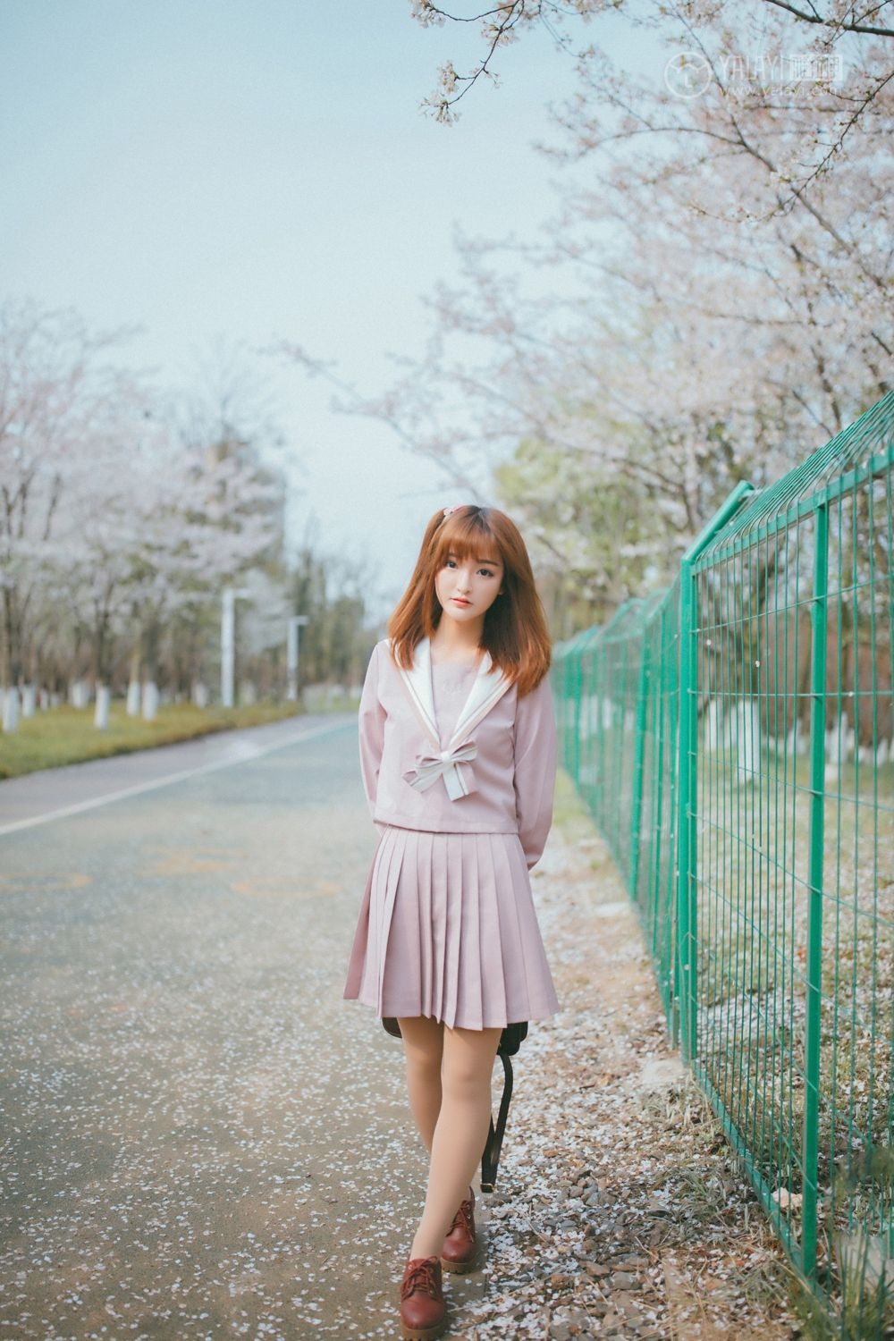 可爱女学生制服丝袜森系养眼唯美亚洲另类图片