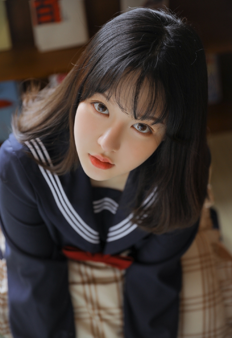 JK制服美女肤白貌美漂亮写真图