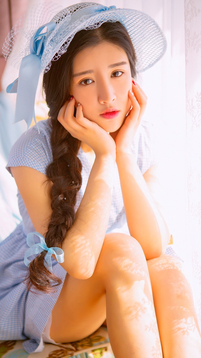 天生丽质的日本漂亮美女