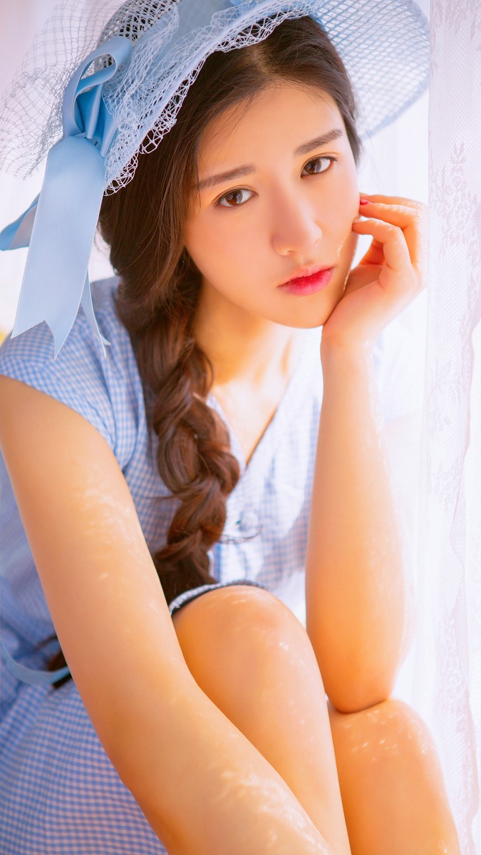 天生丽质的日本漂亮美女