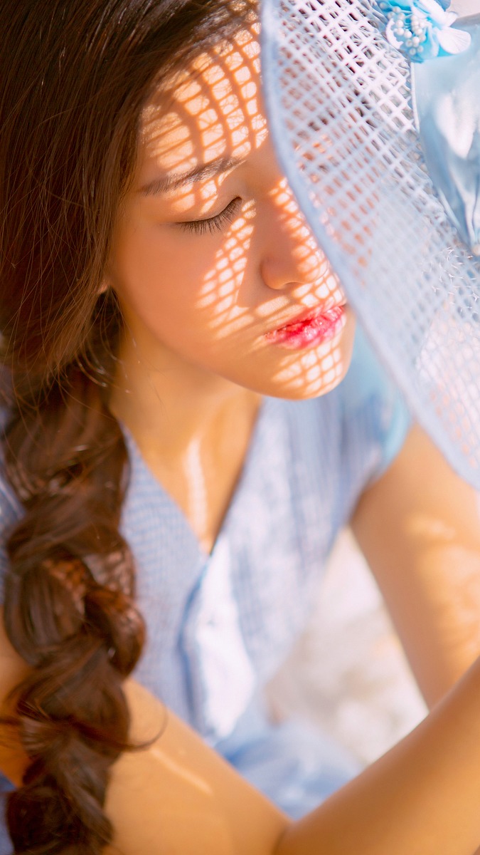 天生丽质的日本漂亮美女