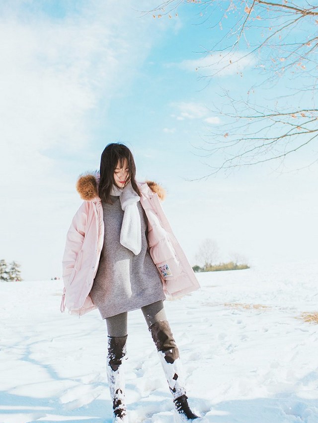 人间尤物周于希紧身包臀裙透明黑丝袜前凸后翘私密图库