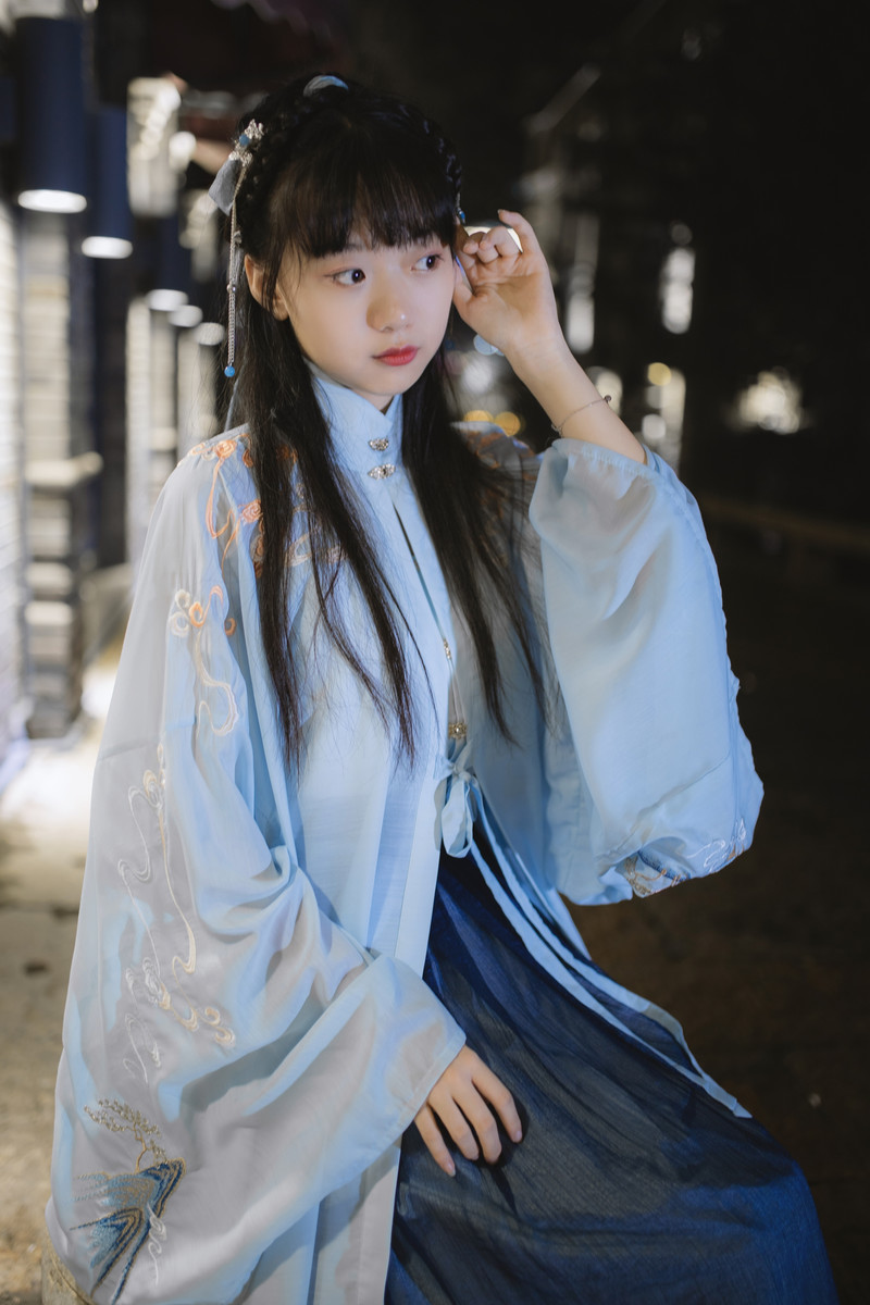 古装美女大小姐名媛气质优雅街拍文艺清新写真