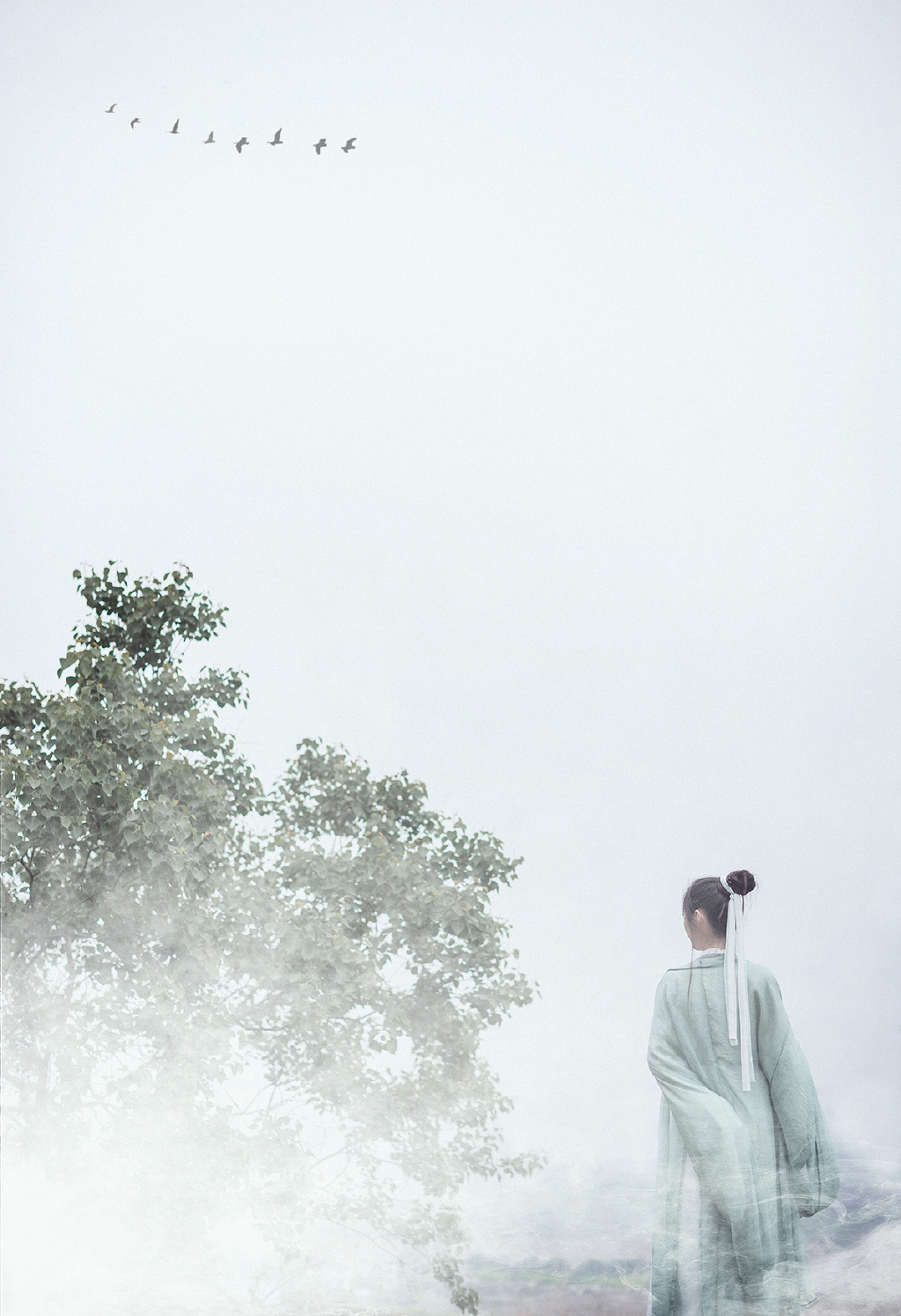 青蛇的诱惑 妖娆身姿性感撩人