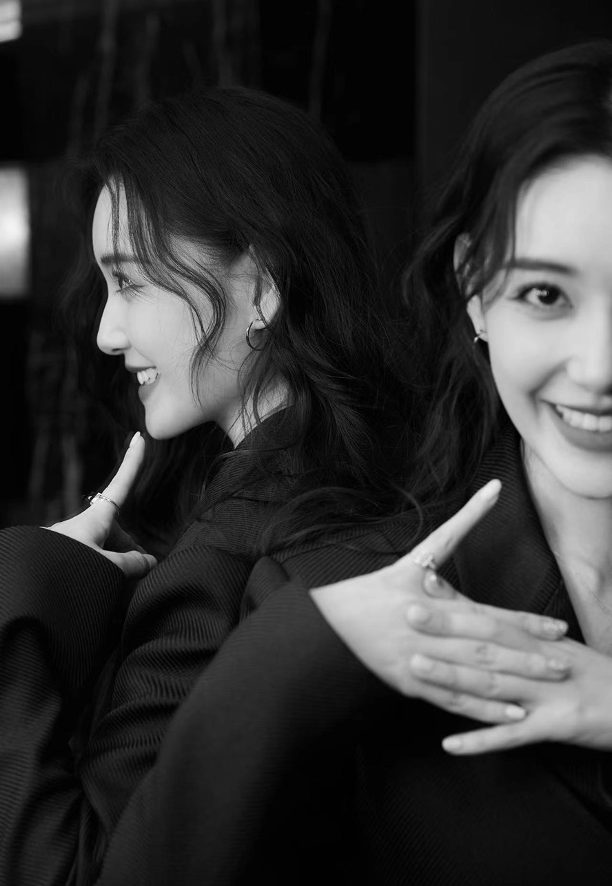 青年演员蒋依依酷girl气场氛围写真大片