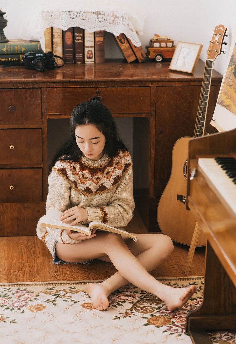 日本和服美女多香子吊带内衣丰满酥胸翘臀性感写真