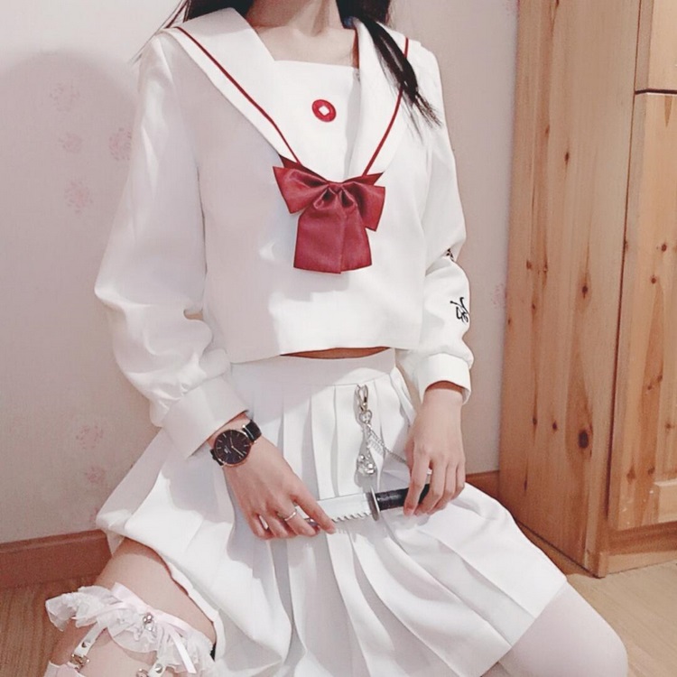 萌妹日常穿搭jk制服丝袜美腿自拍养眼写真图片