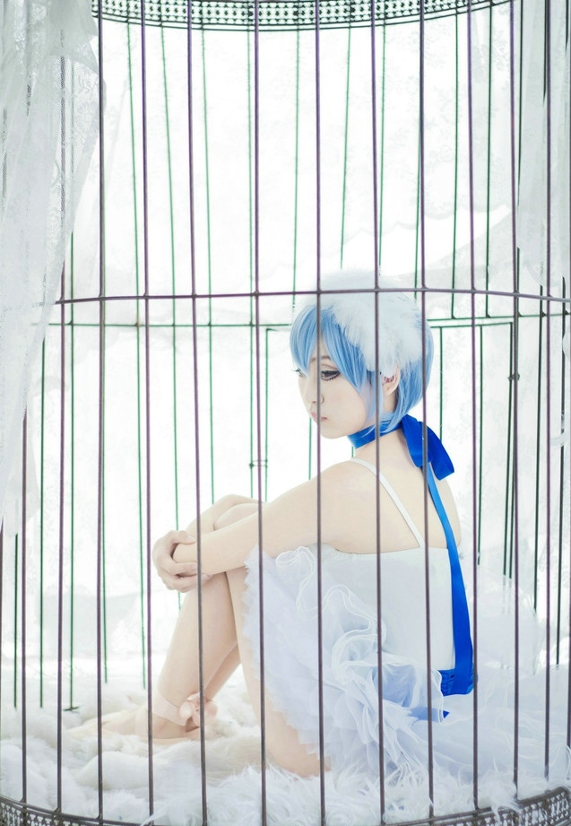 被豢养的芭蕾公主连体白丝美图