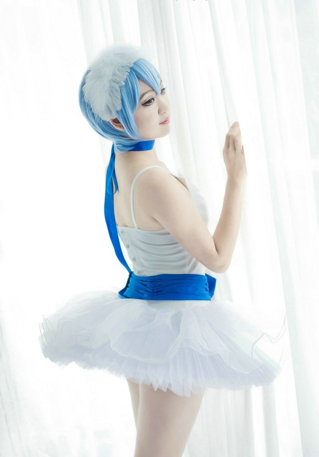 被豢养的芭蕾公主连体白丝美图