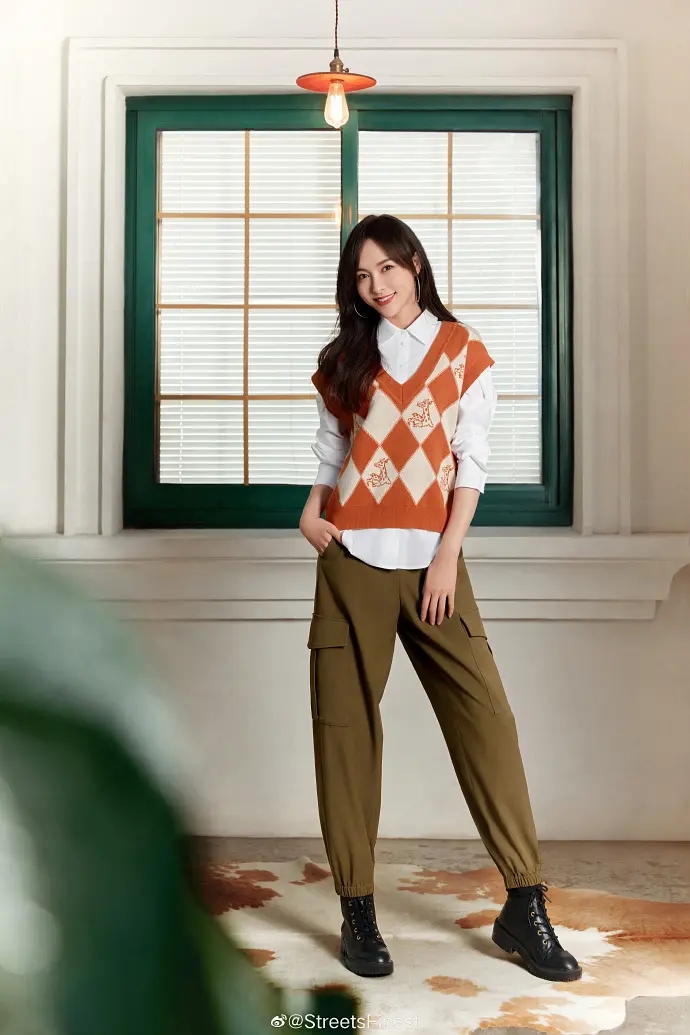 美女明星唐嫣温婉气质写真