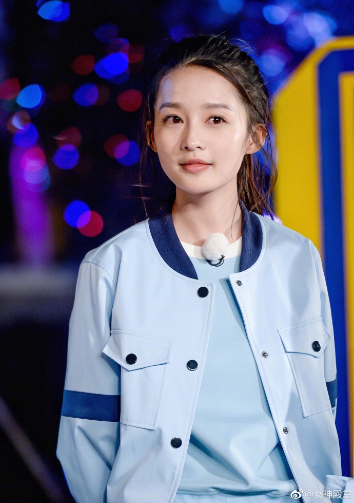 李沁跑男花絮 她笑起来真美真甜