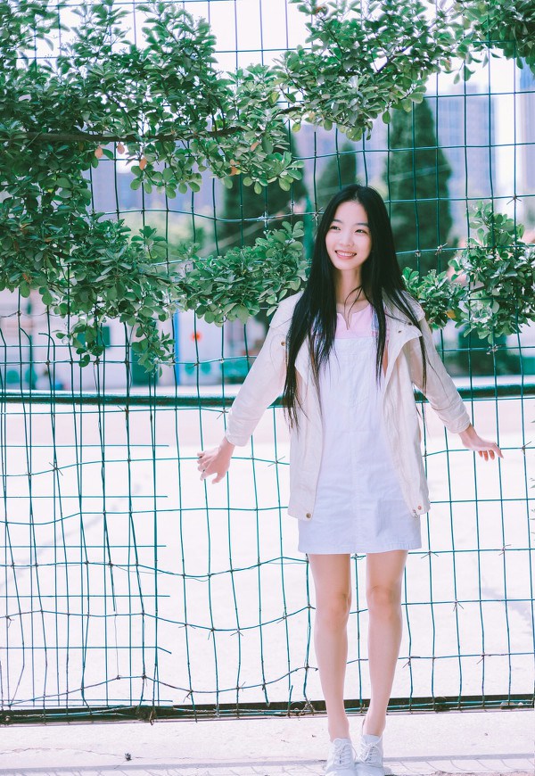 内衣美女半裸翘臀精美人体艺术写真