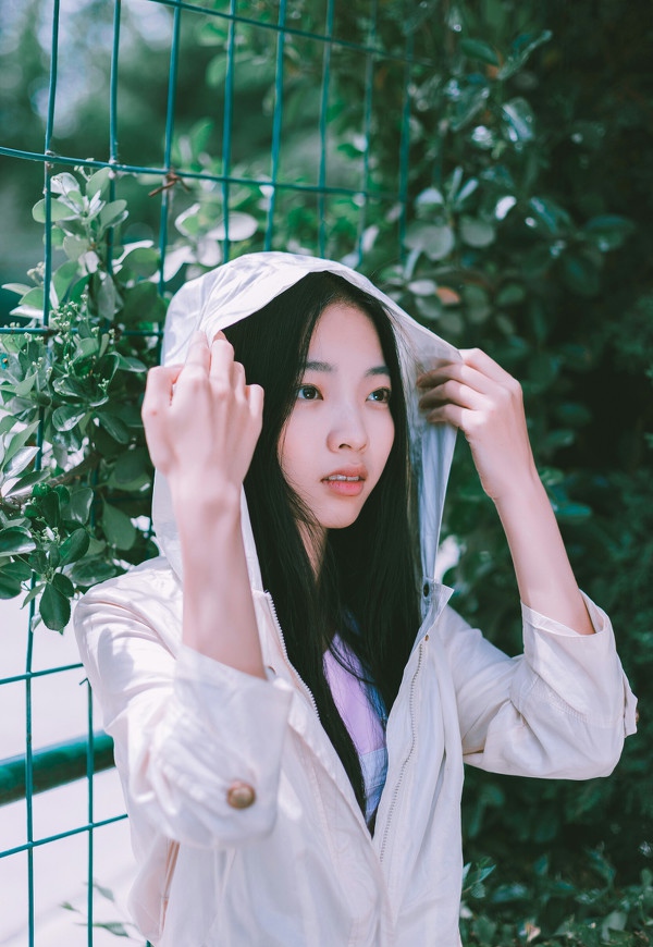 内衣美女半裸翘臀精美人体艺术写真