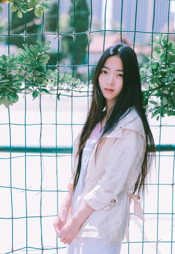 内衣美女半裸翘臀精美人体艺术写真