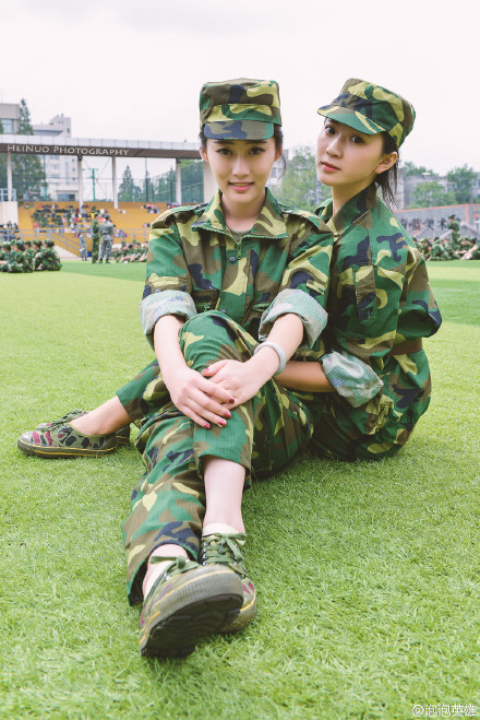 2015最美军训美女