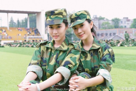 2015最美军训美女