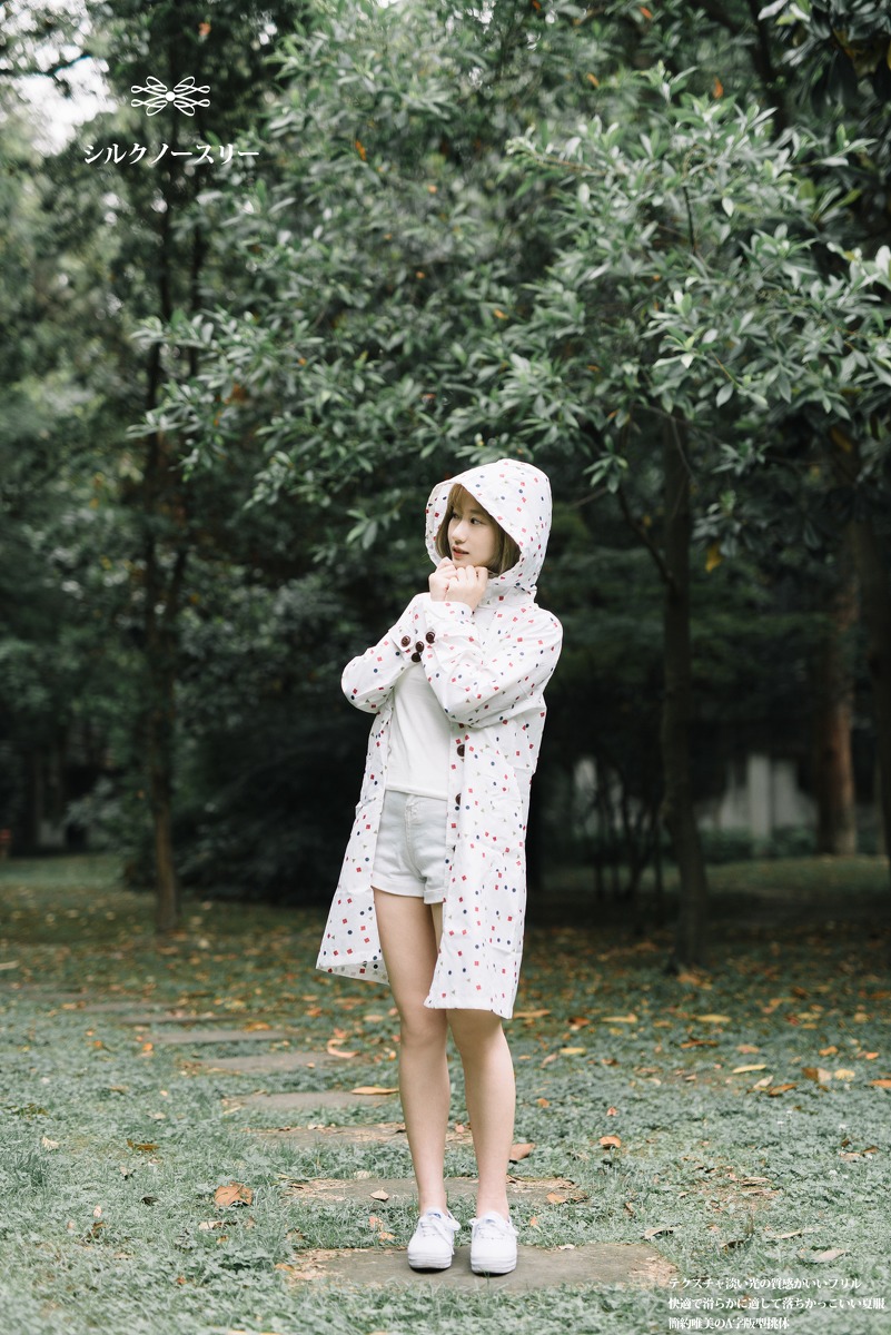 金黄短发日本女孩