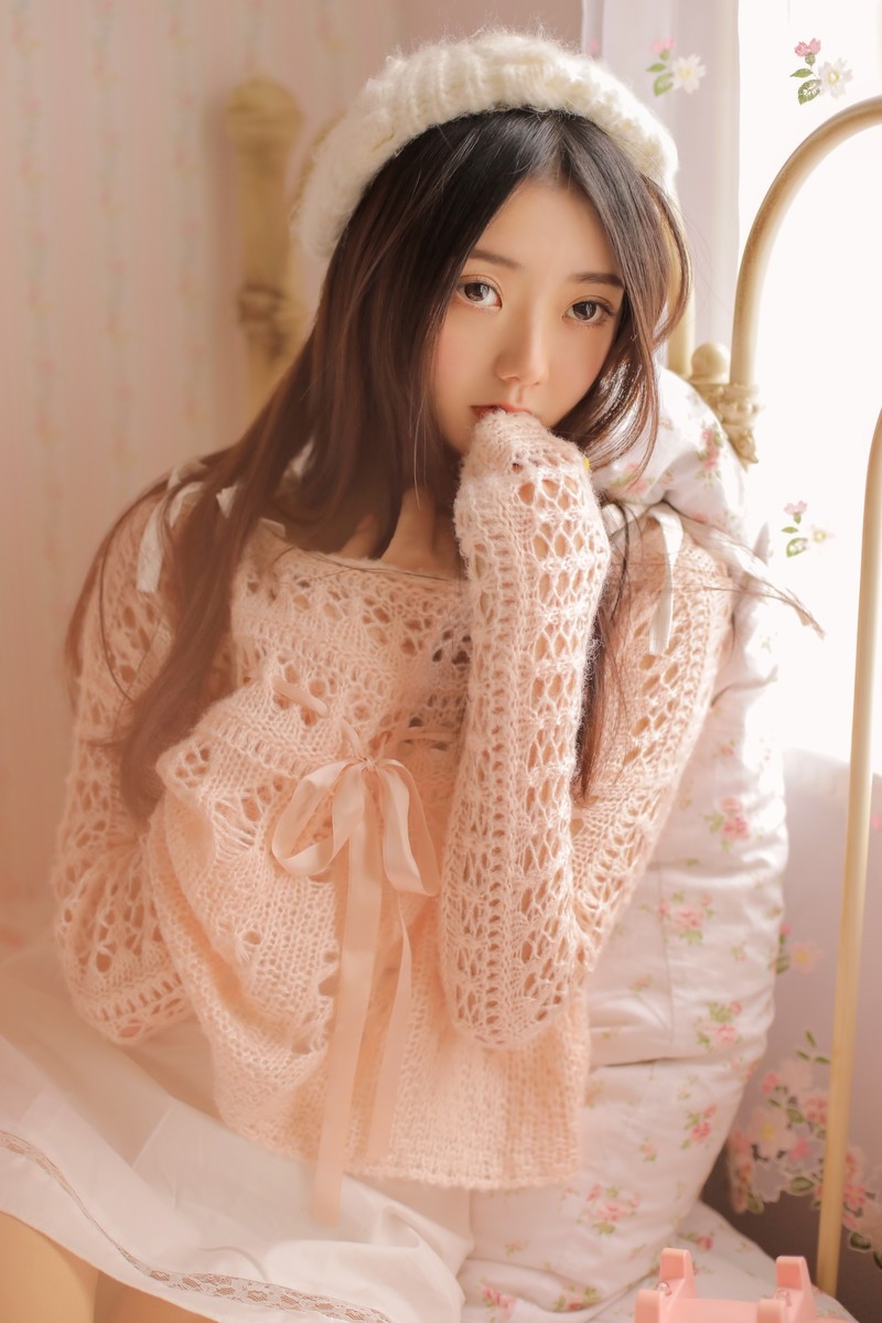 清新漂亮的小女人粉嫩公主风唯美养眼的亚洲自拍