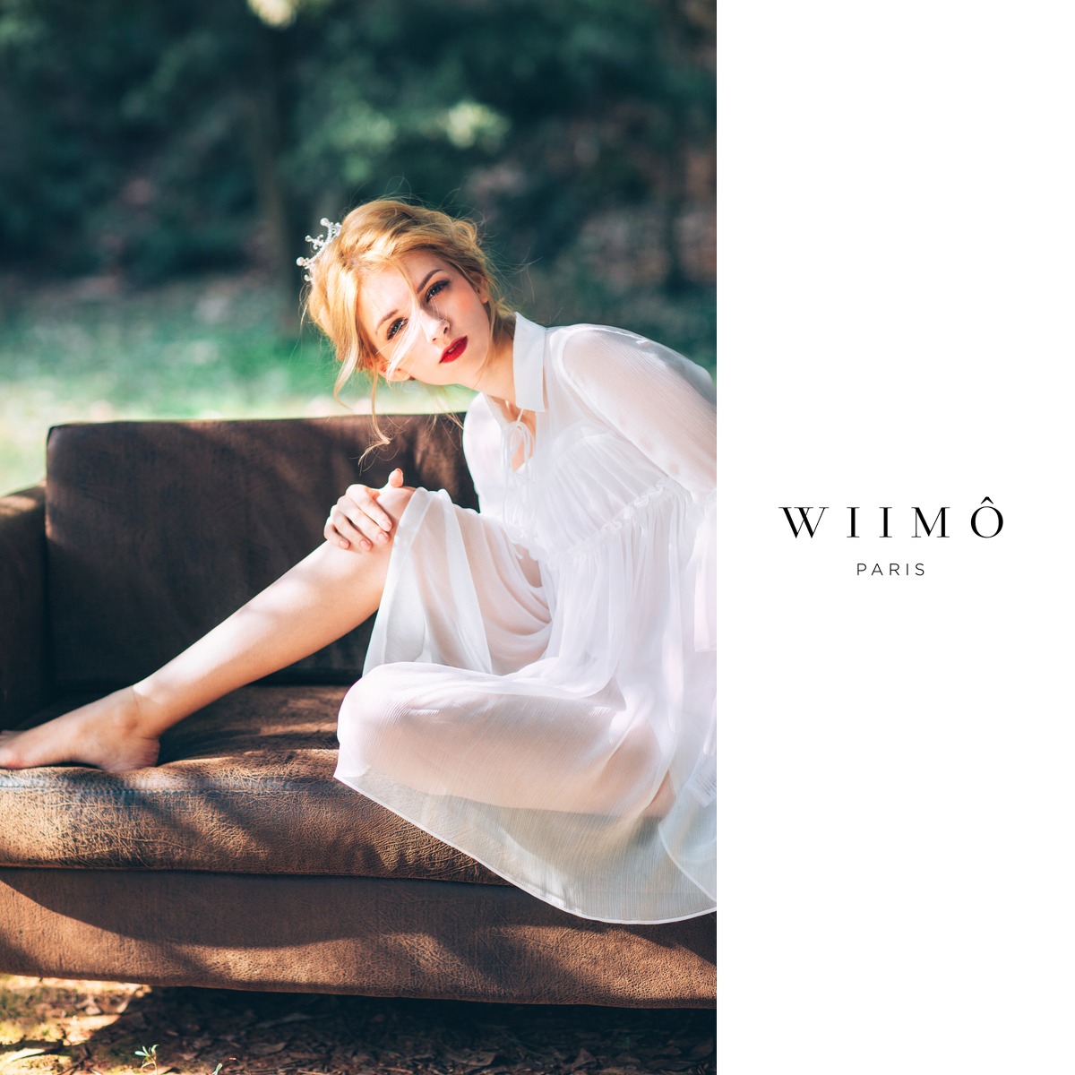 俄罗斯金发红唇美女