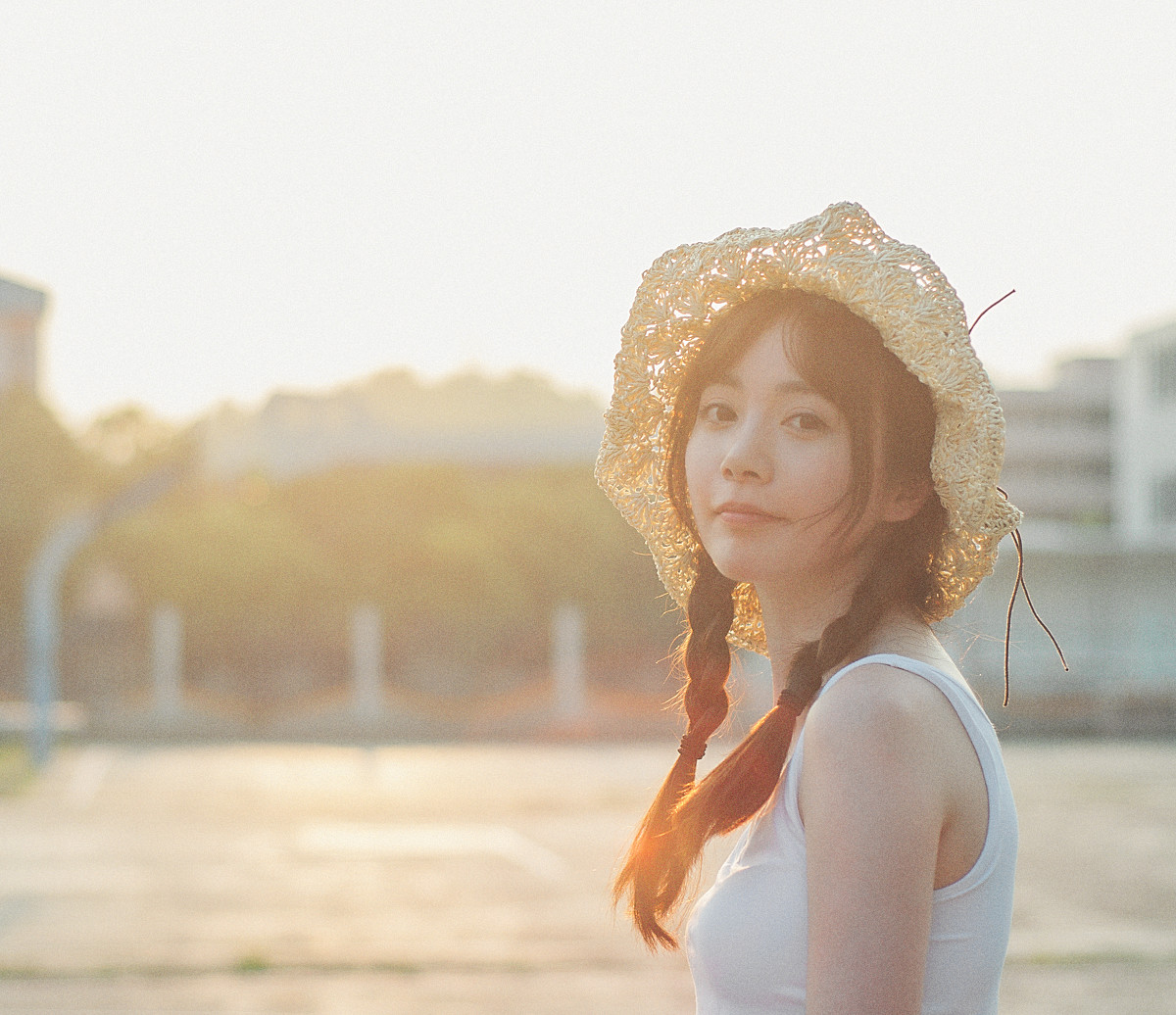 眼睛很漂亮的大眼卧蚕美女