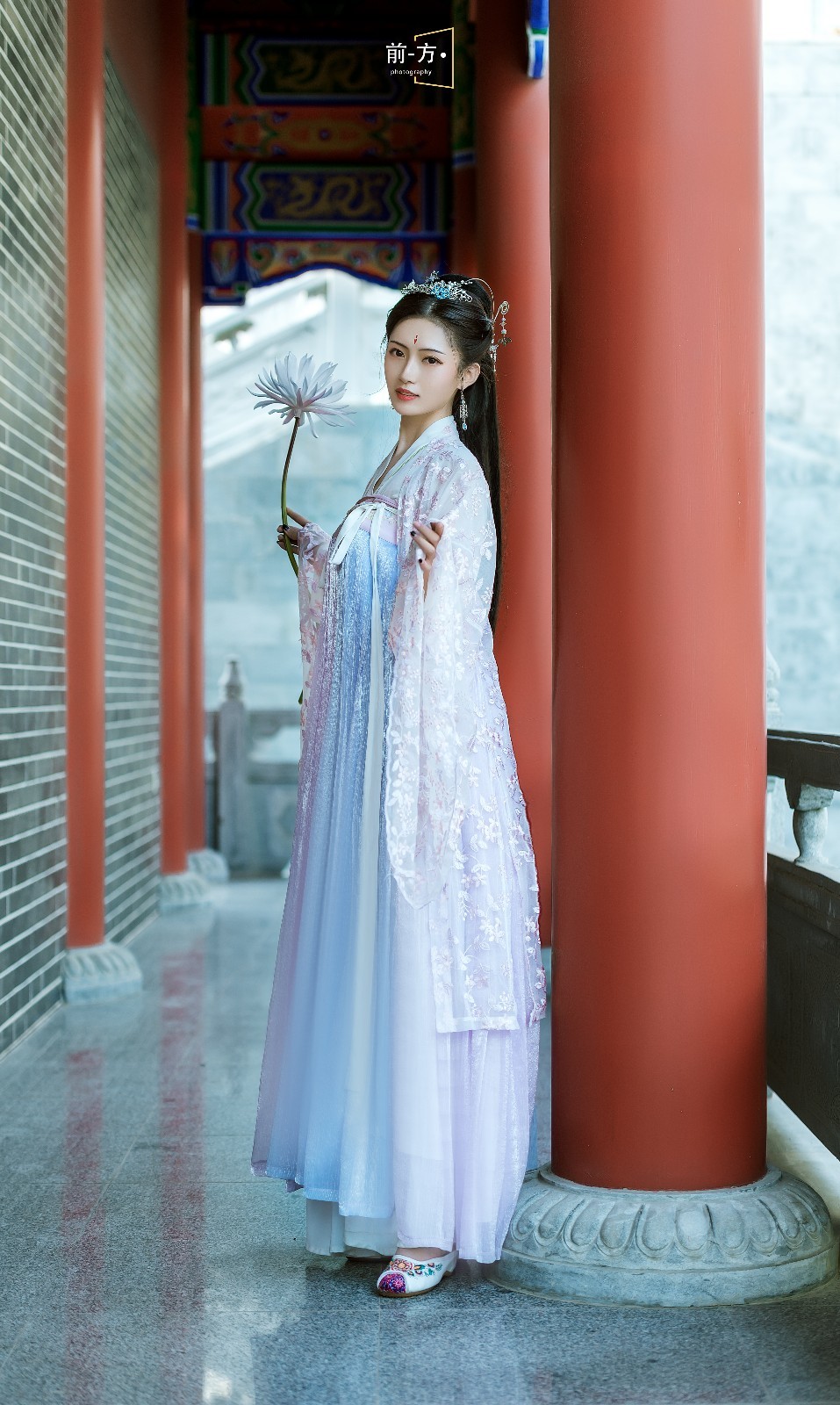 古代大家闺秀温柔娴淑容颜倾城美丽大方汉服图片